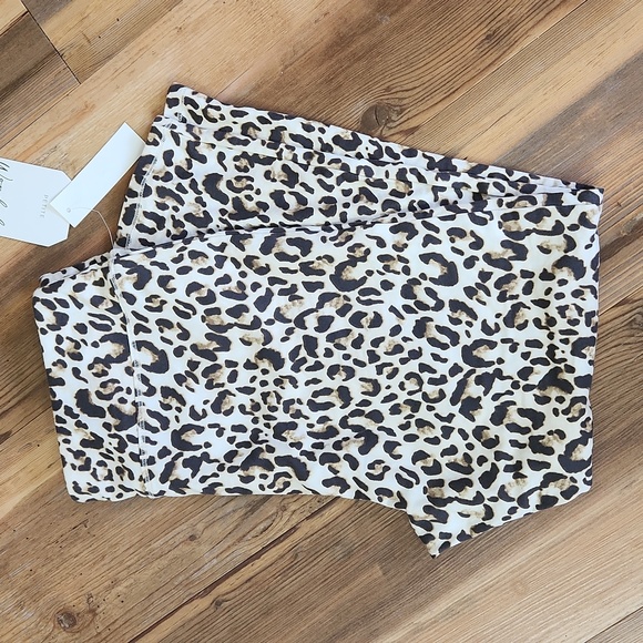 Wonderly Capri-length, Petite Medium - Picture 5 of 6